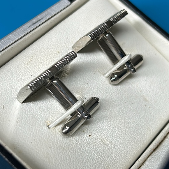 🖤NEW💕Geoffrey Beene cufflinks - Picture 3 of 10